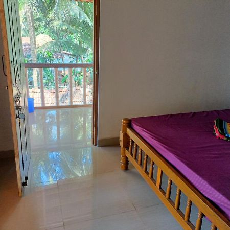 Golden Wings Cafe Hotel Gokarna  Ngoại thất bức ảnh