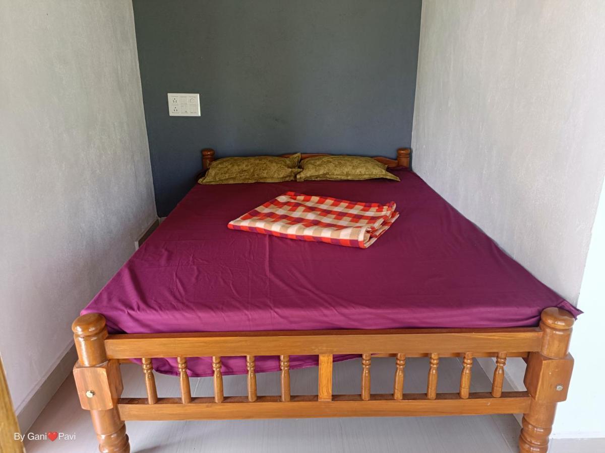 Golden Wings Cafe Hotel Gokarna  Ngoại thất bức ảnh